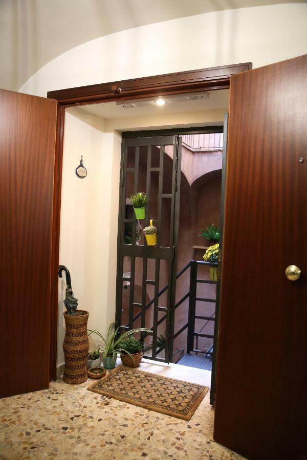 Casa Famoso Villa Catania Exterior photo