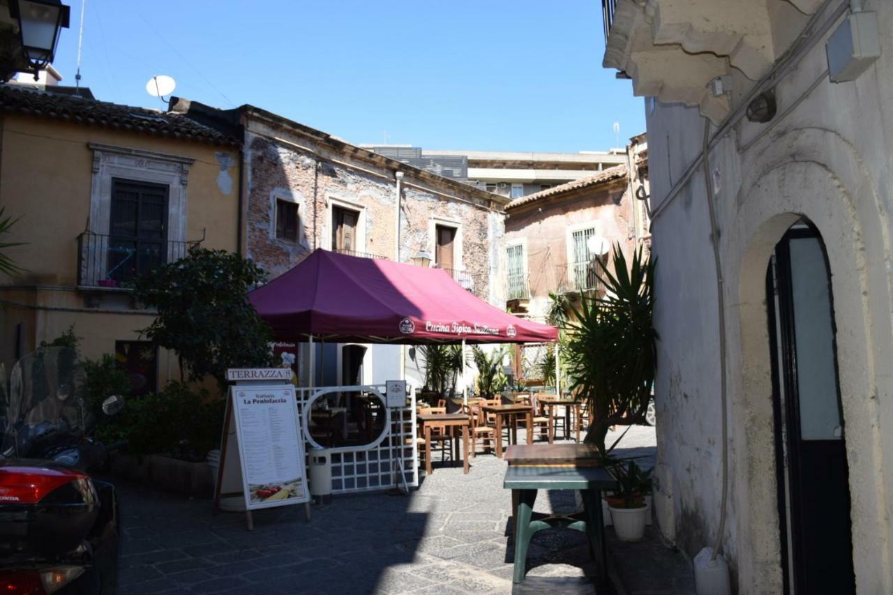 Casa Famoso Villa Catania Exterior photo