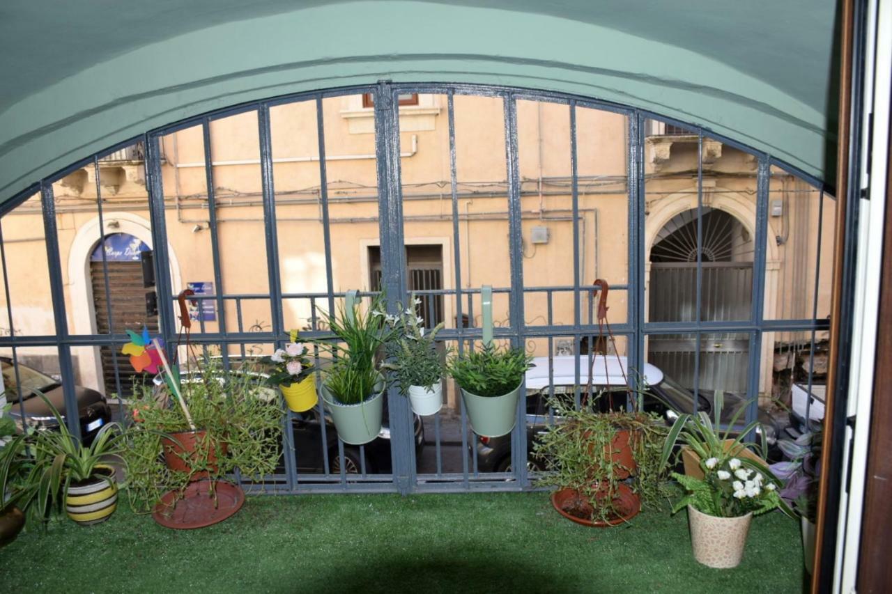 Casa Famoso Villa Catania Exterior photo
