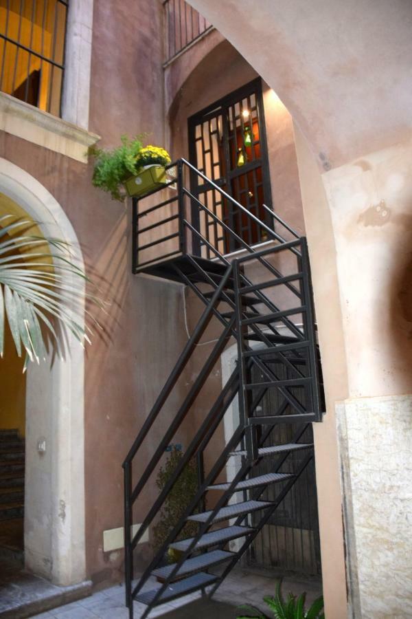 Casa Famoso Villa Catania Exterior photo
